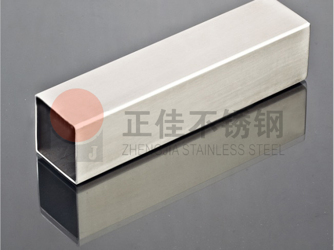 201亚搏足球方管喷涂