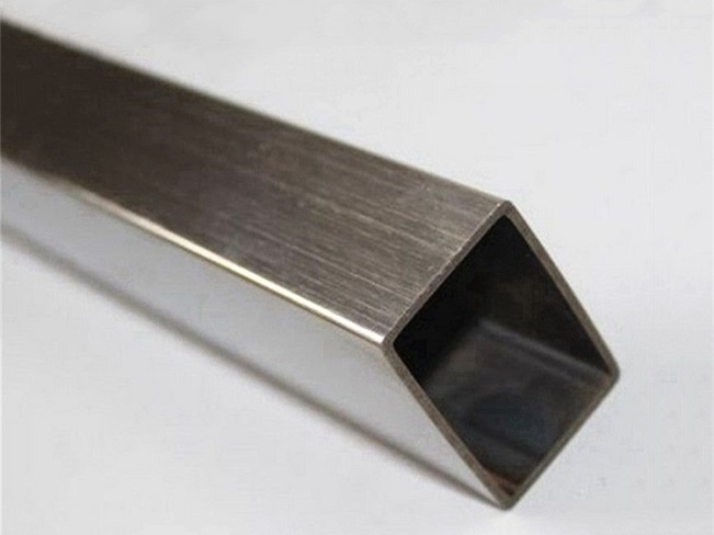 304亚搏足球方矩管