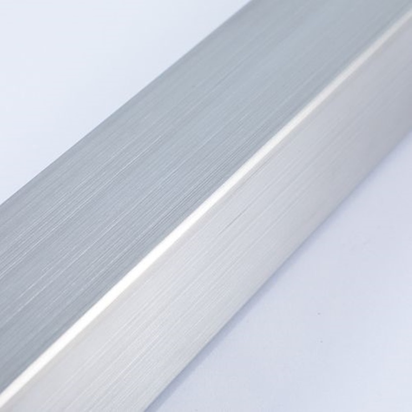 304拉丝亚搏足球方管