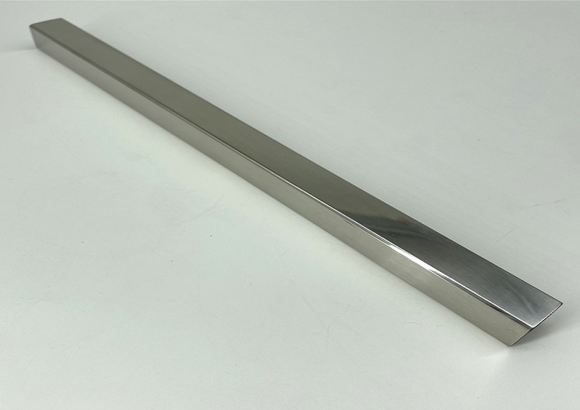 方形亚搏足球制品管