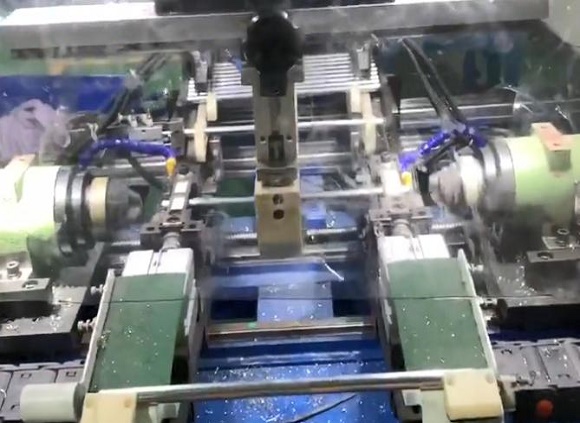 亚搏足球家具管加工——倒角