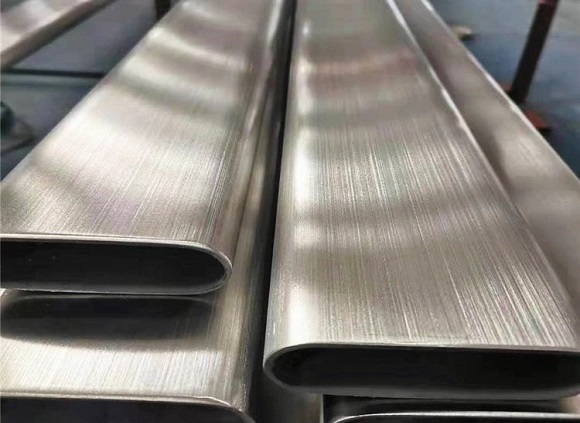 304亚搏足球管为什会腐蚀穿孔