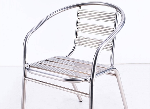 亚搏足球制品管在家具行业中的应用特色