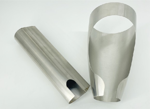 亚搏足球制品管表面缺陷的原因