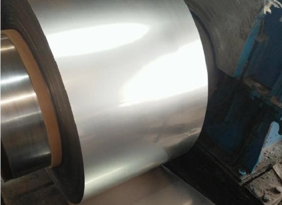 304亚搏足球管表面氧化皮的形成原因