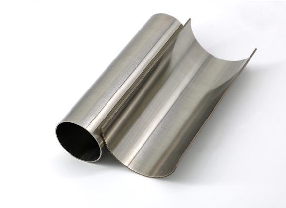 亚搏足球装饰管