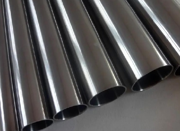 316l亚搏足球管含钼有什么影响