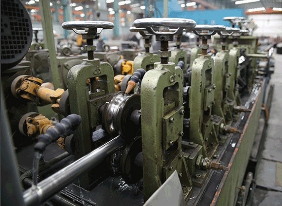 如何分辨304亚搏足球管的优劣？