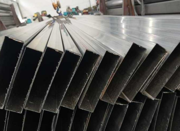 怎样去除304亚搏足球管毛刺