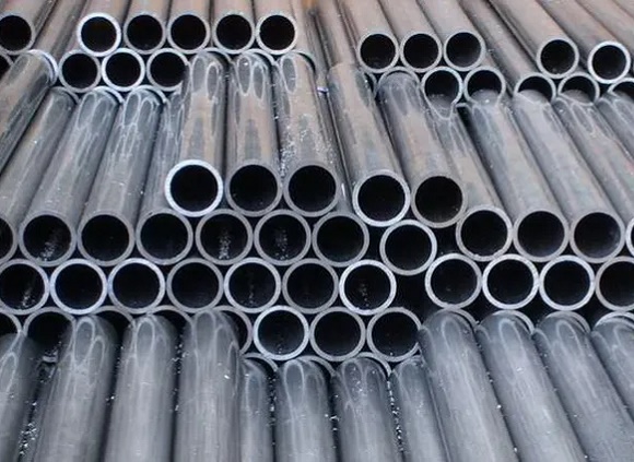 304亚搏足球会生锈吗