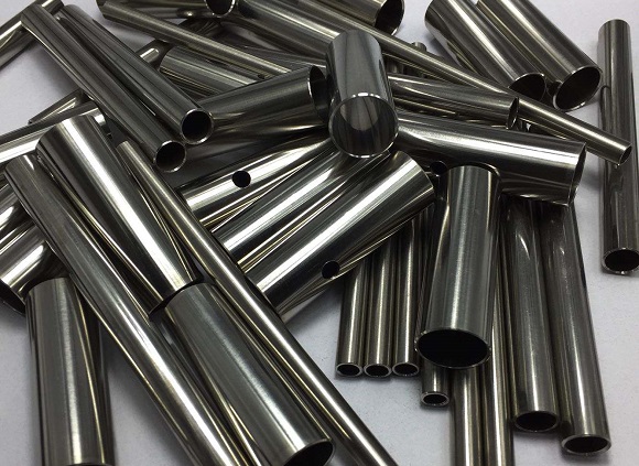 304亚搏足球圆管酸洗和抛光哪个更好?