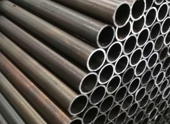 碳钢管和亚搏足球管区别（二）