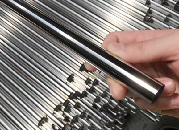 201亚搏足球方管有磁性吗