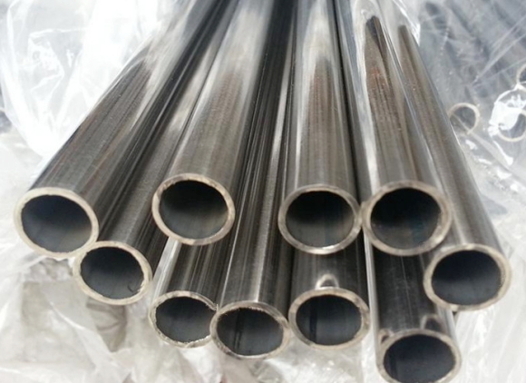 316和316l亚搏足球管区别