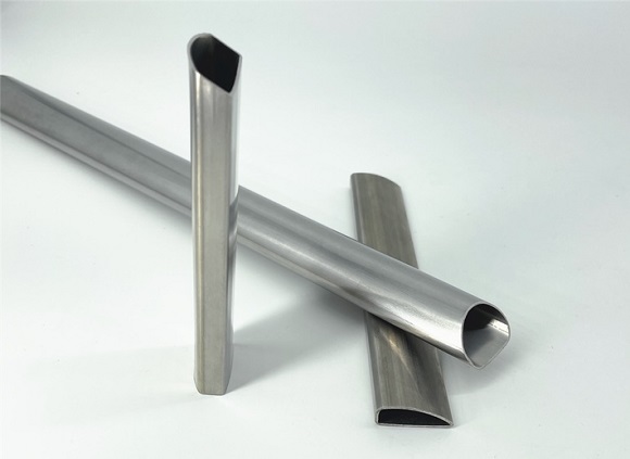 亚搏足球制品管在石化行业的应用分析