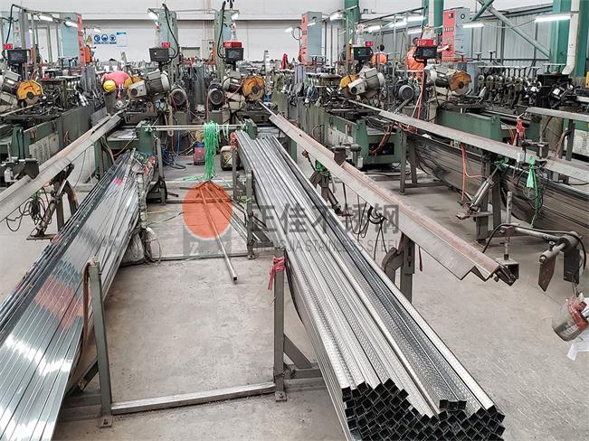 压花亚搏足球管厂家