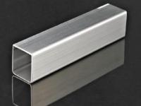 304拉丝亚搏足球管会生锈吗