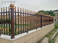 浅谈亚搏足球花纹管在围栏的应用